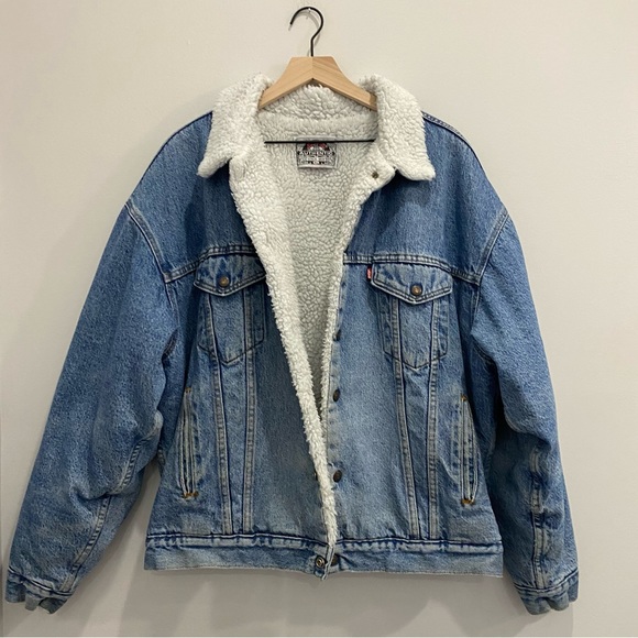 Vintage Levi’s Sherpa Lined Jean Trucker Jacket - Picture 2 of 16